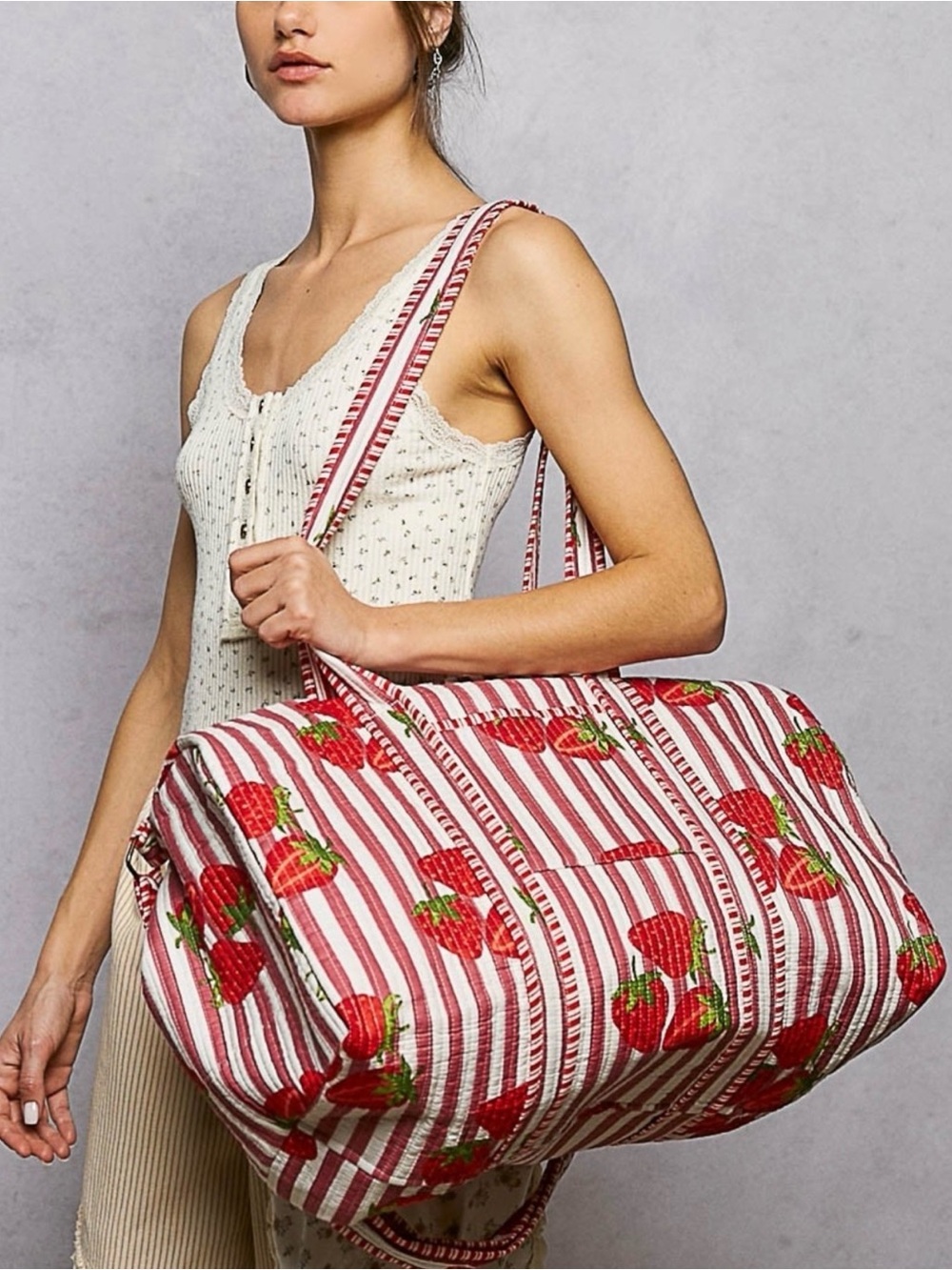 Pol Quilted Strawberry Bag